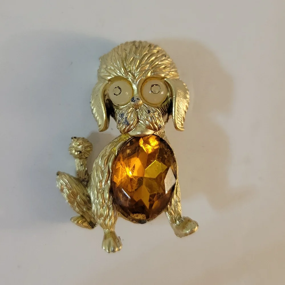 Vintage 50s Jelly Belly Poodle Brooch Goldtone Amber